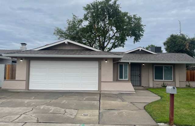 Available NOW photos photos