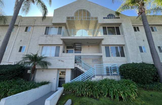 Upgraded 2+2 w/in-unit laundry + water + trash services included! photos photos Upgraded 2+2 w/in-unit laundry + water + trash services included! photos photos