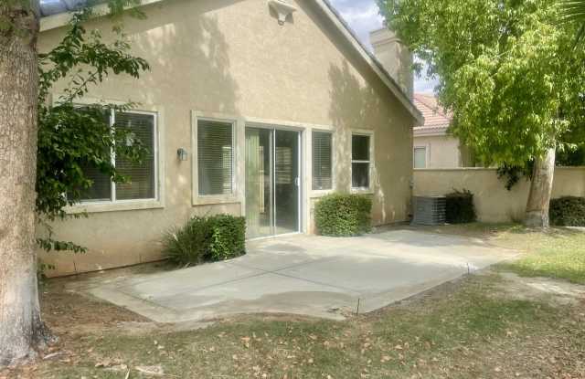 49634 Wayne Street Gallery 4