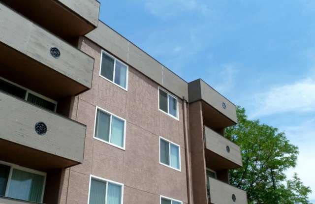 1945 Peoria St Apt Gallery 2