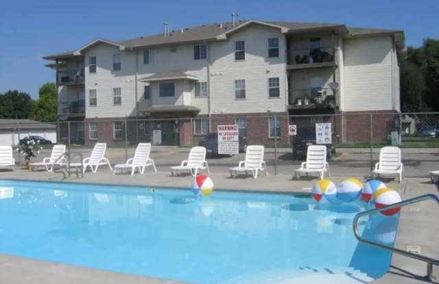 Ashley Square Apartment Homes Gallery 4