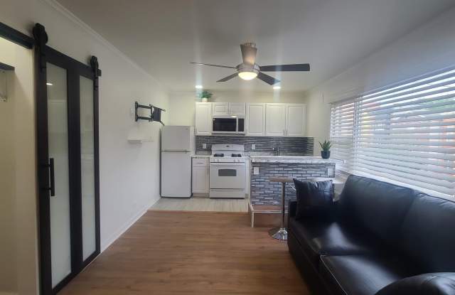 589 BRAMHALL AVE photos photos