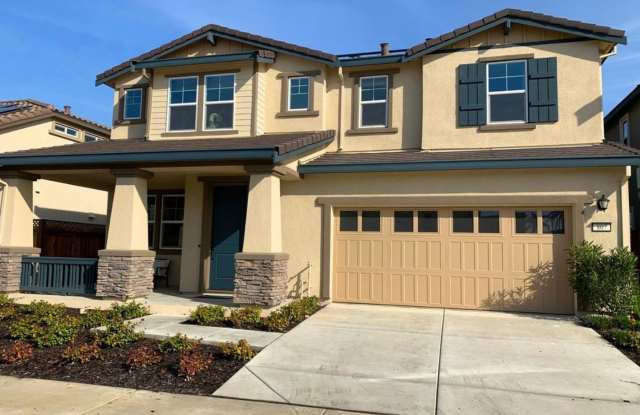 PREVIOUS MODEL HOME.. FURNISHED AND FULL OF UPGRADES AND DONE TO THE 10'S..CENTRALLY LOCATED IN THE PALMILLA COMMUNITY WITH PARKS AND WALKING TRAILS photos photos