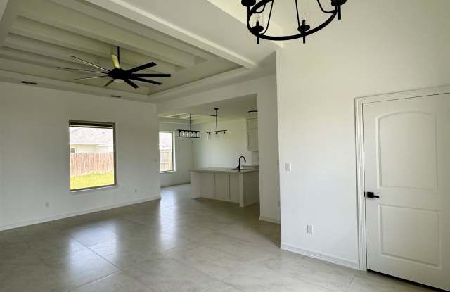 3508 Silver Nugget Drive Gallery 2