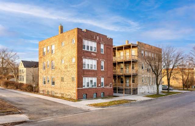 843 E Marquette Rd photos photos