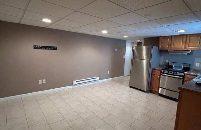 155 MEADOWBROOK Lane Gallery 3