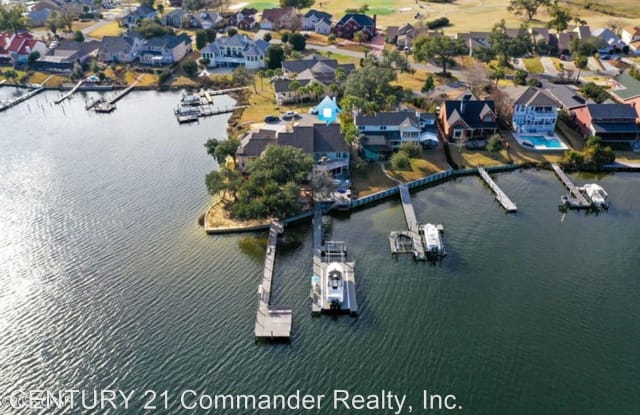 2714 Country Club Drive - 2714 Country Club Drive, Lynn Haven, FL 32444