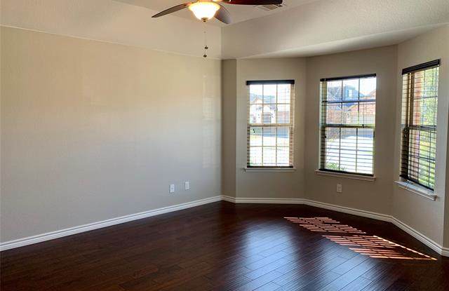 1909 Megan Creek Drive Gallery 4