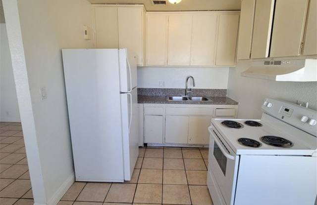908 N Jones Boulevard photos photos