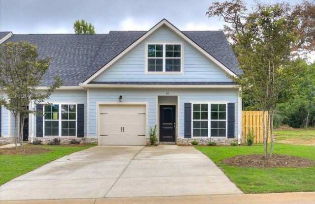 317 Bordeaux Drive - 317 Bordeaux Drive, McDuffie County, GA 30824