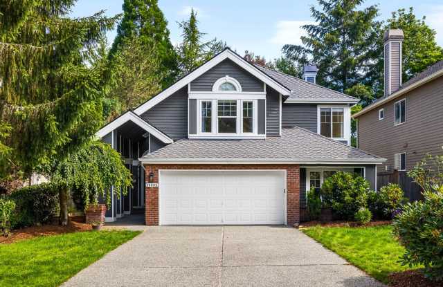 Updated Issaquah Home in Klahanie Neighborhood photos photos