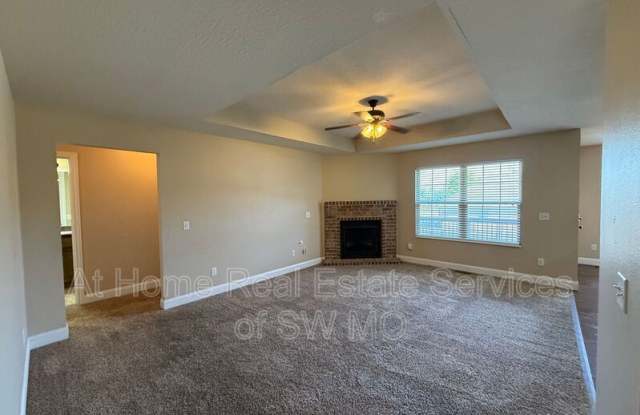 5570 W Sugar Pine Gallery 2