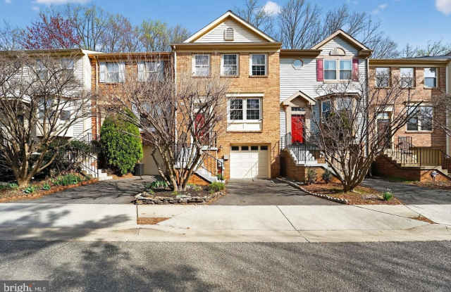 708 SUFFIELD Drive photos photos 708 SUFFIELD Drive photos photos