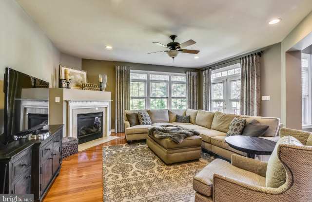 43586 MERCHANT MILL TERRACE Gallery 2