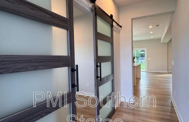 204 Delamere Drive Gallery 4