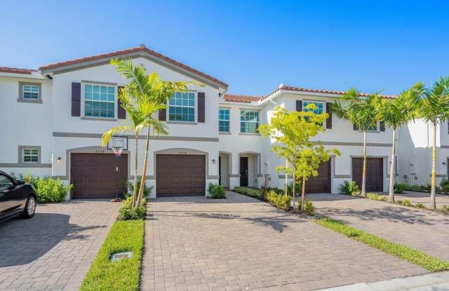 6758 Broadwater Lane Gallery 2