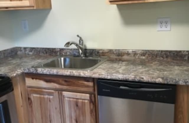 208 1/2 W Washington St - Unit A Gallery 2