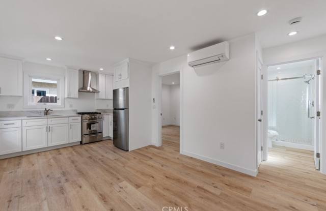 3520 Lewis Avenue photos photos