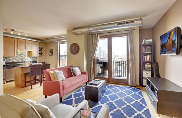15 E Franklin Avenue - 15 Franklin Avenue East, Minneapolis, MN 55404