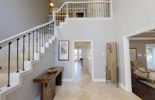 6405 Forest Lane Gallery 3