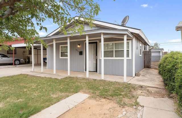 824 S Del Rio Drive Gallery 2