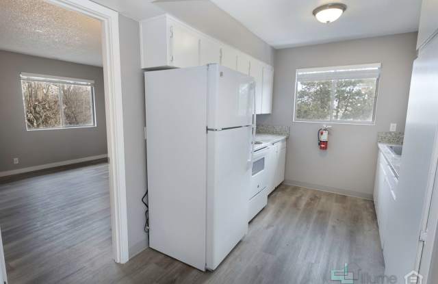 HOLIDAY RENT SPECIALS: BEAUTIFULLY RENOVATED STUDIO APARTMENTS photos photos HOLIDAY RENT SPECIALS: BEAUTIFULLY RENOVATED STUDIO APARTMENTS photos photos