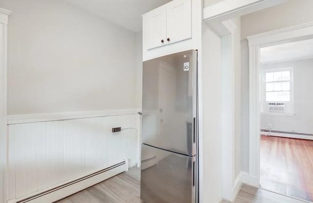 25 Roslyn St # 10 Gallery 4