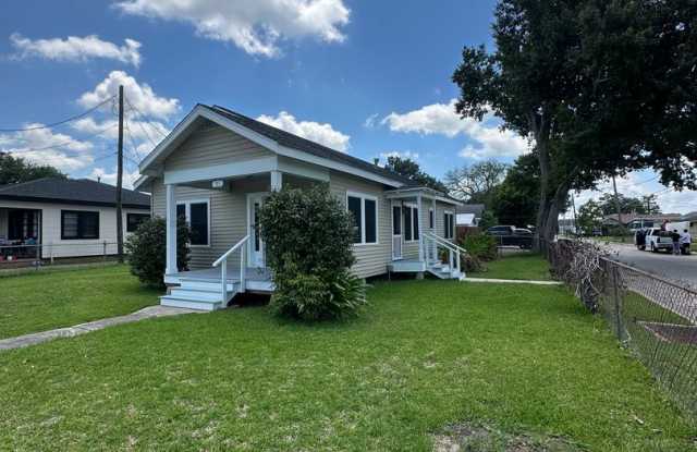 Cozy Southern Style 3 bedroom-1 bathroom unit in Houma photos photos