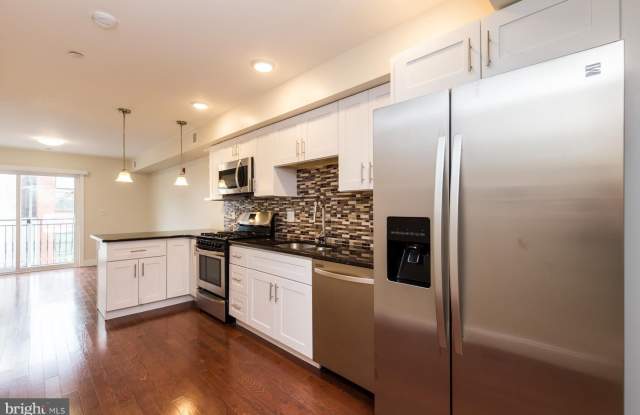 1804 E HUNTINGDON STREET photos photos