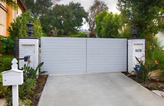 1608 Indian Pony Circle - 1608 Indian Pony Circle, Thousand Oaks, CA 91362