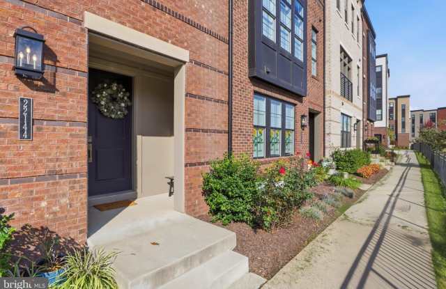 22144 PENELOPE HEIGHTS Terrace Gallery 3