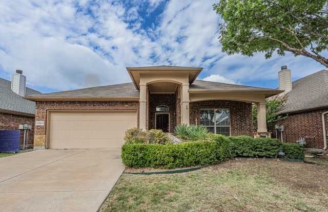 $500 off 1st month's rent! Bright, clean  open concept 3/2/2 home in Villages of Woodland Springs - 11801 Basilwood Drive, Fort Worth TX 76244 - 11801 Basilwood Drive, Fort Worth, TX 76244 $500 off 1st month's rent! Bright, clean  open concept 3/2/2 home in Villages of Woodland Springs - 11801 Basilwood Drive, Fort Worth TX 76244 - 11801 Basilwood Drive, Fort Worth, TX 76244