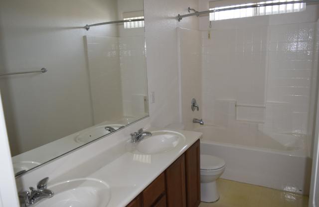 993 Kern River Avenue photos photos