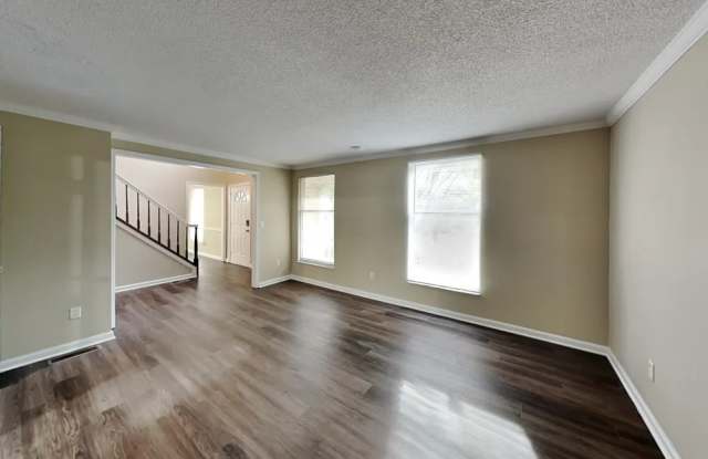 7522 Batavia Ln Gallery 2