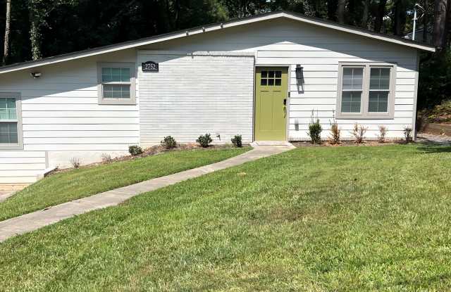 Furnished & Beautifully Updated 3 br 2 Bath Home in Historic Collier Heights photos photos