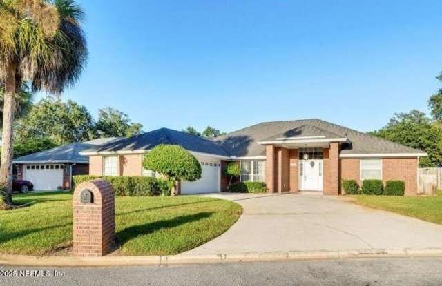 13695 GLENHAVEN Court - 13695 Glenhaven Court, Jacksonville, FL 32224