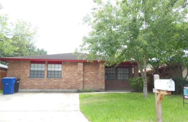 2005 Mynah Avenue photos photos