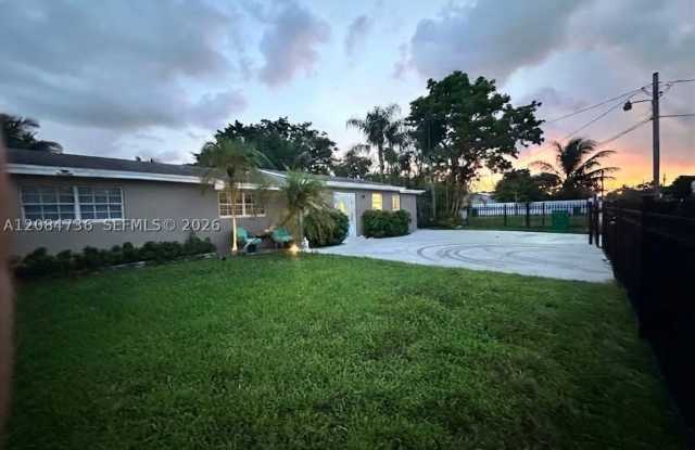 1270 NW 111th St Gallery 3