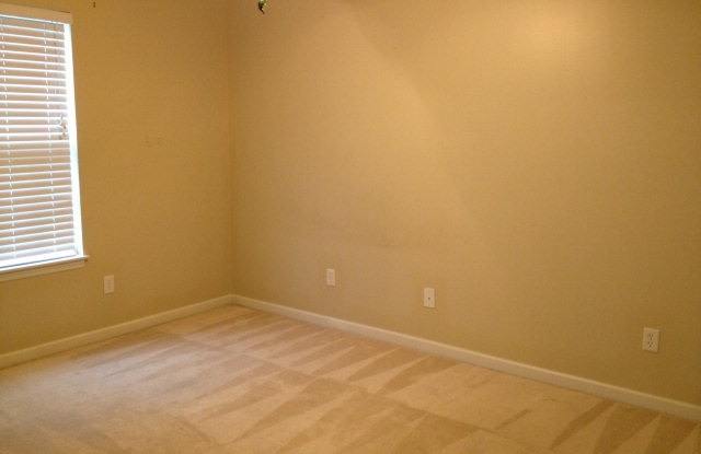 Prime Location * Evans Home * Screened Porch photos photos