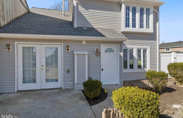 11 FOMALHAUT AVENUE - 11 Fomalhaut Avenue, Gloucester County, NJ 08012
