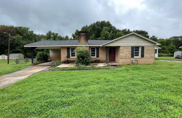 3 bedroom 1.5 bath house available now! Fenced yard! photos photos