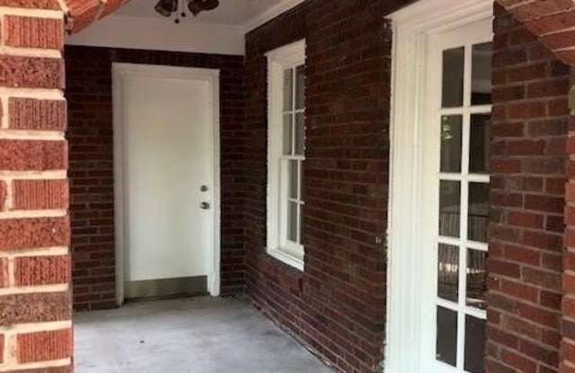 2216 Vail Avenue Gallery 3