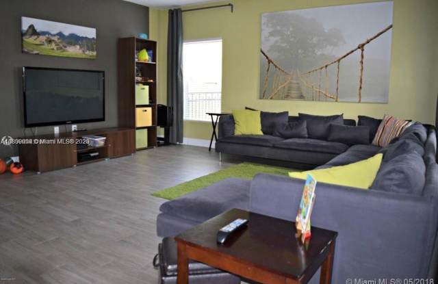 3922 Joslin Way Gallery 3