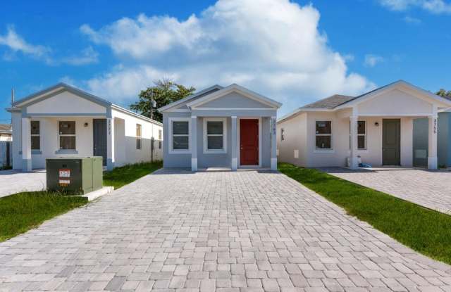 3763 Saginaw Avenue photos photos