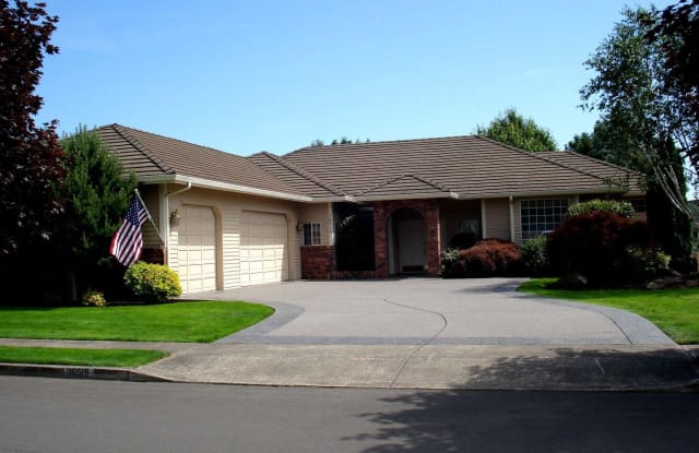 16515 SE 34th Way - 16515 Southeast 34th Way, Vancouver, WA 98683