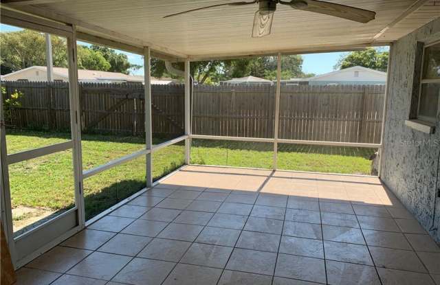 3208 BROMPTON DRIVE Gallery 2