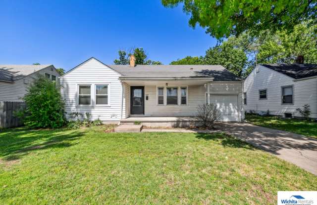 3 bedroom 1 bath home - 539 South Elpyco Avenue, Wichita, KS 67218