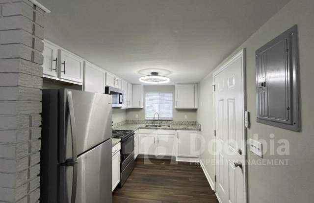6335 Kimberly Ln Gallery 2