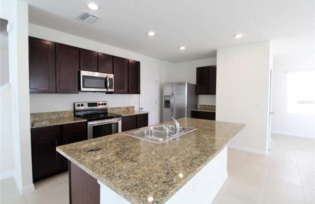 5909 SILVER SAGE WAY Gallery 3
