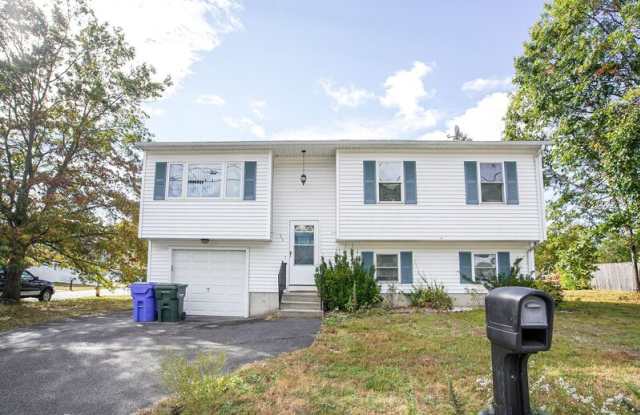 88 Wilmington Ave photos photos